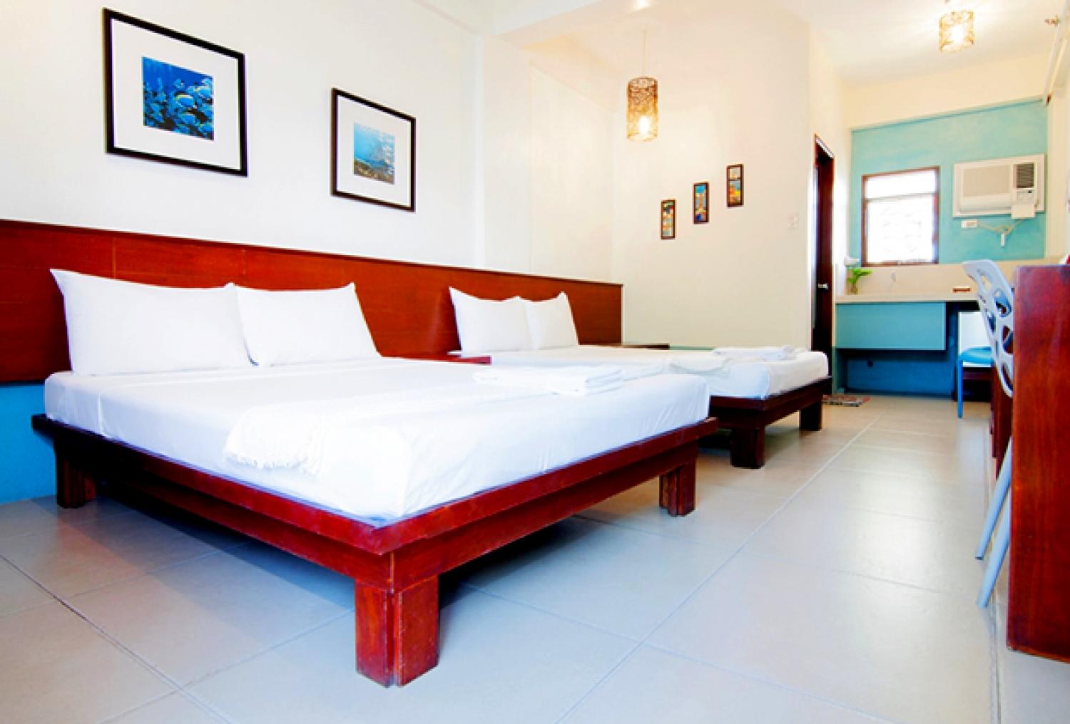Hotel Agos Boracay + Beds
