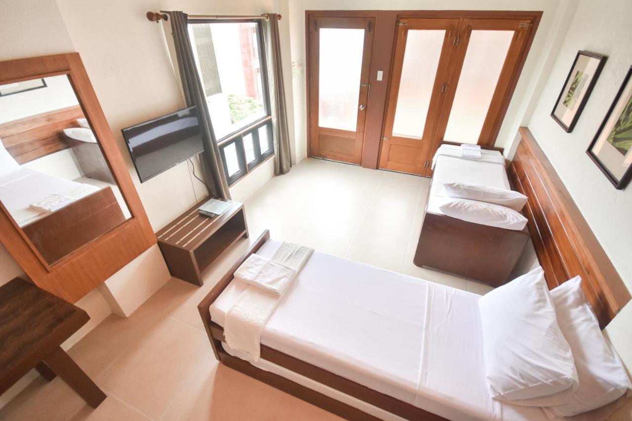 Hotel Agos Boracay + Beds