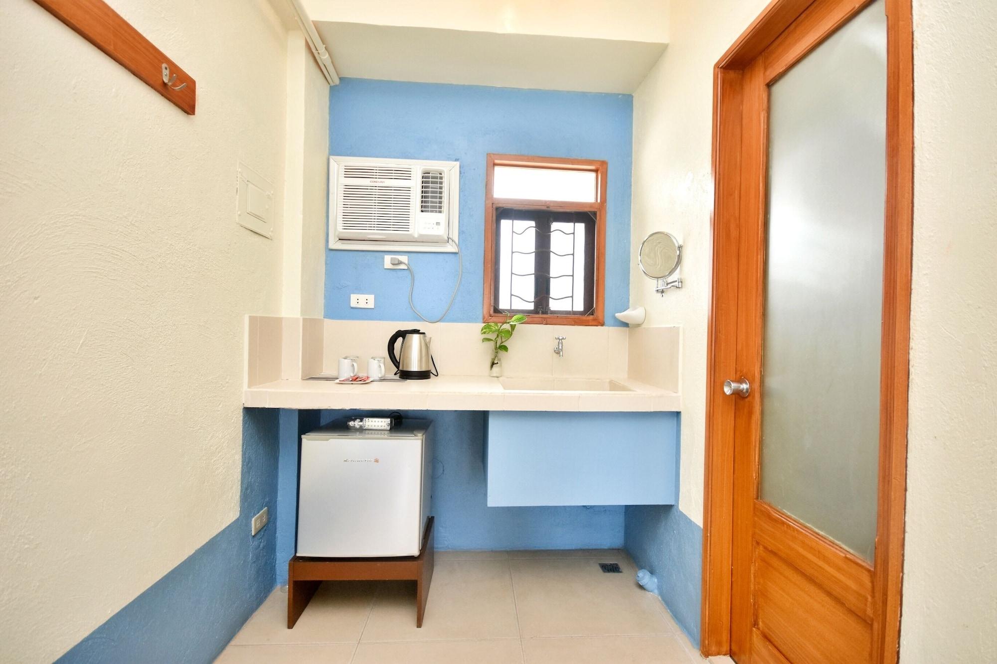 Hotel Agos Boracay + Beds