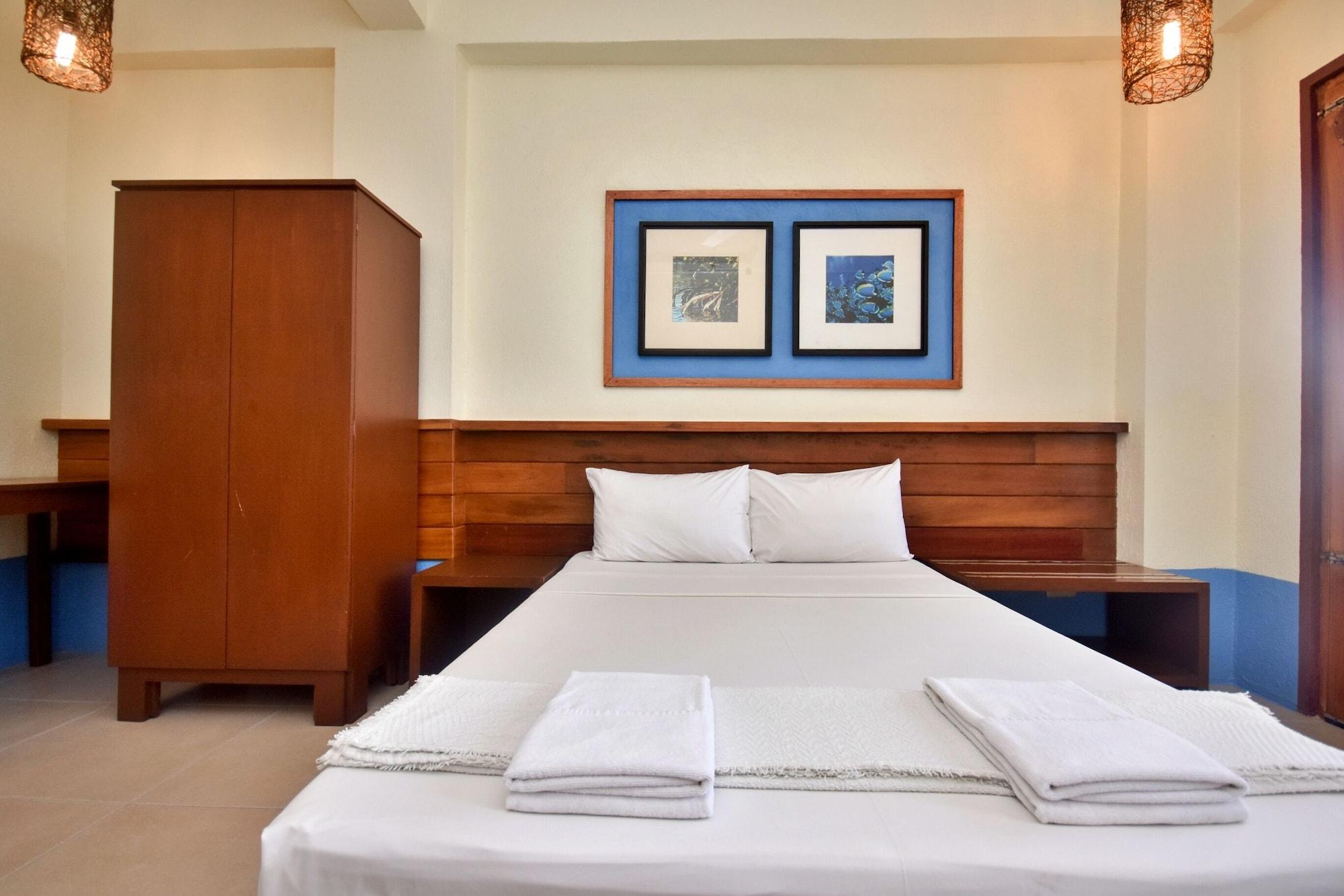Agos Boracay + Beds Hotel Balabag (Boracay)