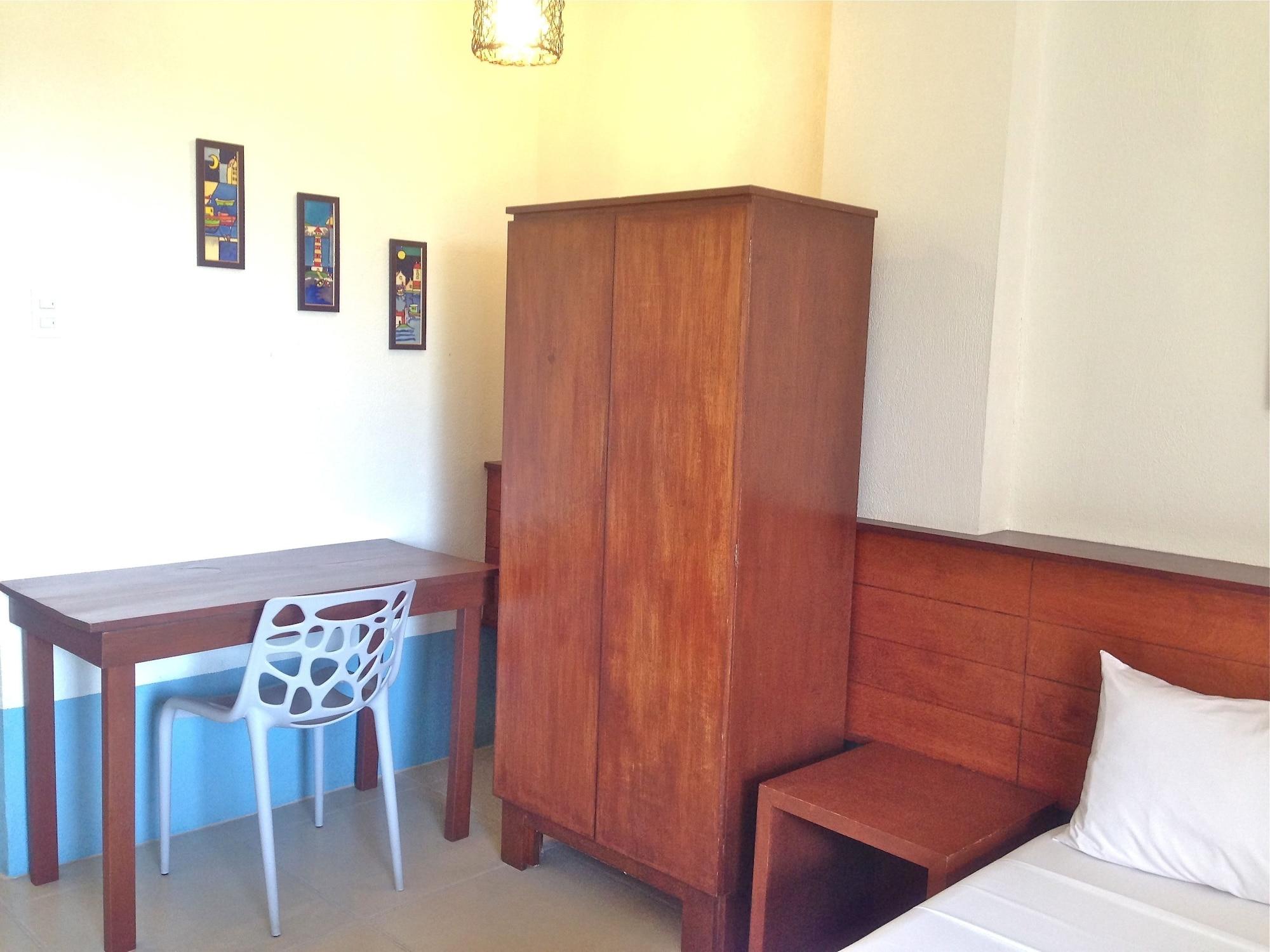 Hotel Agos Boracay + Beds 3*