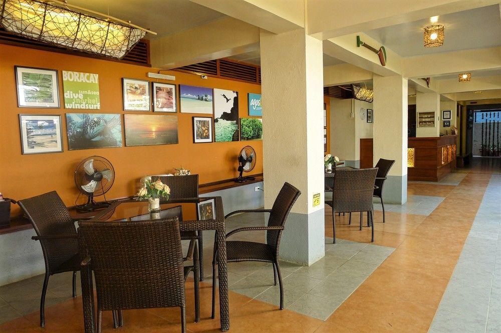 Hotel Agos Boracay + Beds 3*
