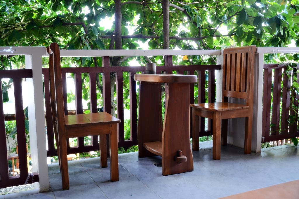 Agos Boracay + Beds Balabag (Boracay)