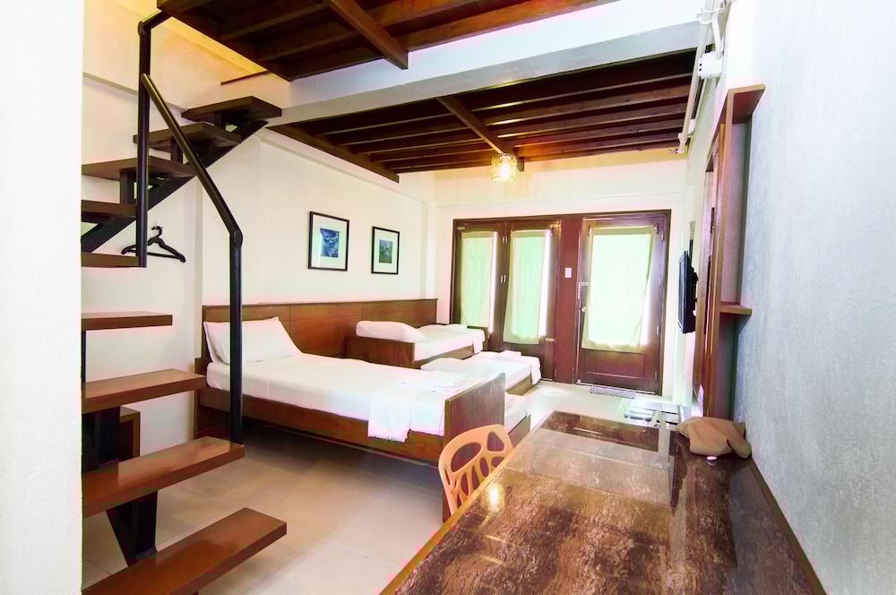 Agos Boracay + Beds Hotel